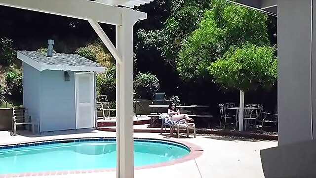 Tied to a pole and fucked HD video